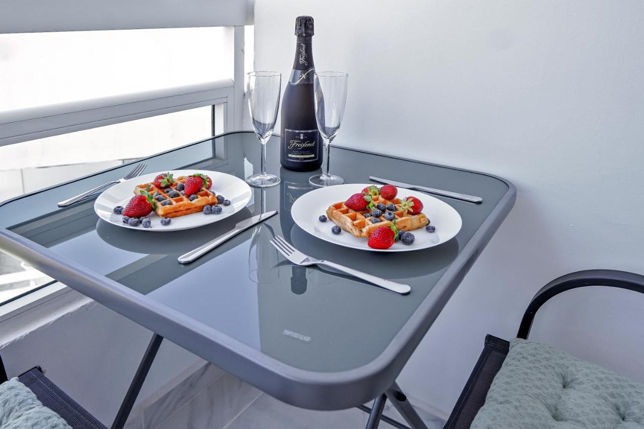 Modern Studio With A Sea View And Pool Access Ponderosa 801 Playa de las Americas  Exterior photo