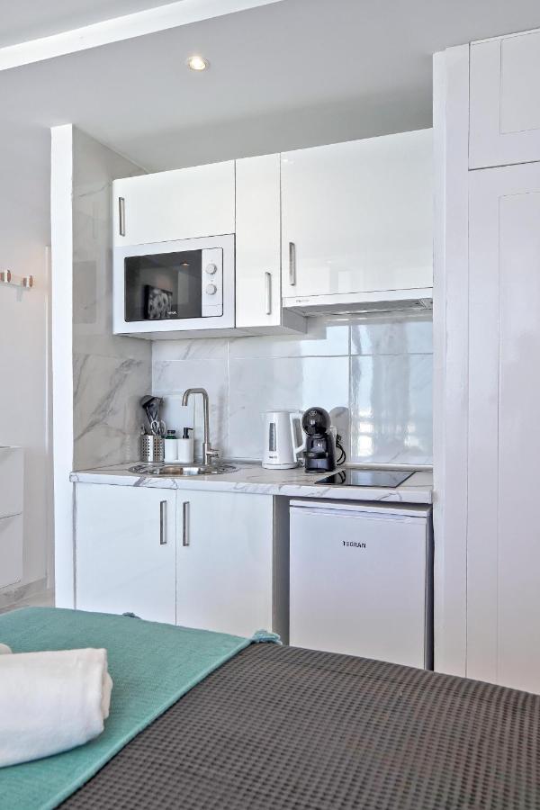 Modern Studio With A Sea View And Pool Access Ponderosa 801 Playa de las Americas  Exterior photo